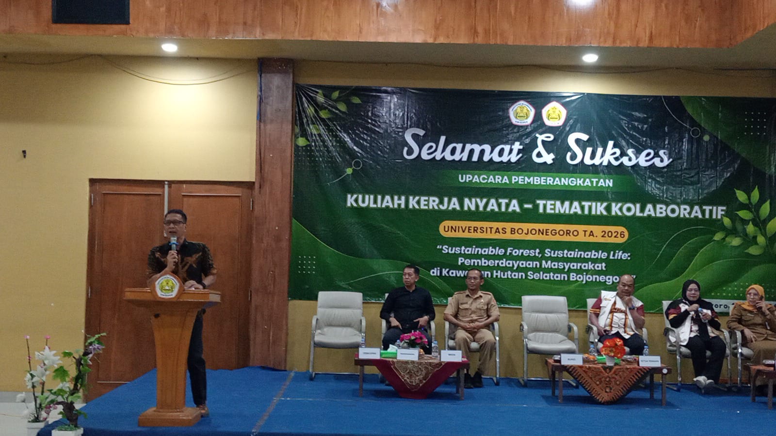 Bupati Bojonegoro Ajak Mahasiswa KKN Tematik Unigoro Promosikan Kekayaan Desa 
