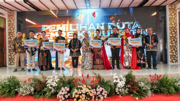 20 Finalis Ikuti Grand Final Duta Genre Bojonegoro 2026, Tunjukkan Bakat Terbaik di Hadapan Juri