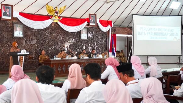 Pemkab Bojonegoro Sosialisasi Perlinsos dan IKD Wujudkan Akurasi Data Penerima Bansos