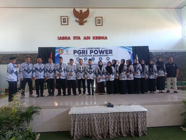 PGRI Bojonegoro Launching PGRI POWER, Dorong Guru Semakin Profesional dan Kuasai Teknologi