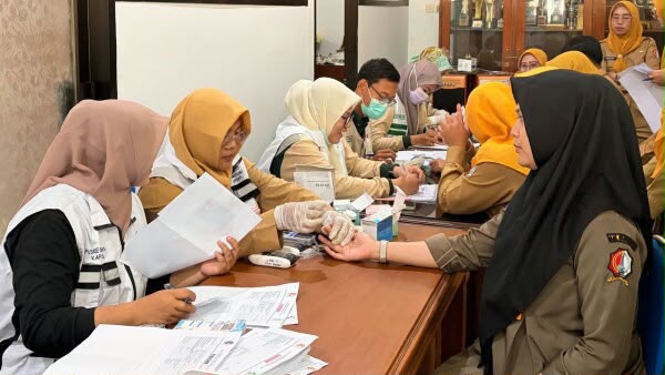 Jaga Kesehatan dan Deteksi Dini Penyakit, ASN Pemkab Bojonegoro Ikuti CKG
