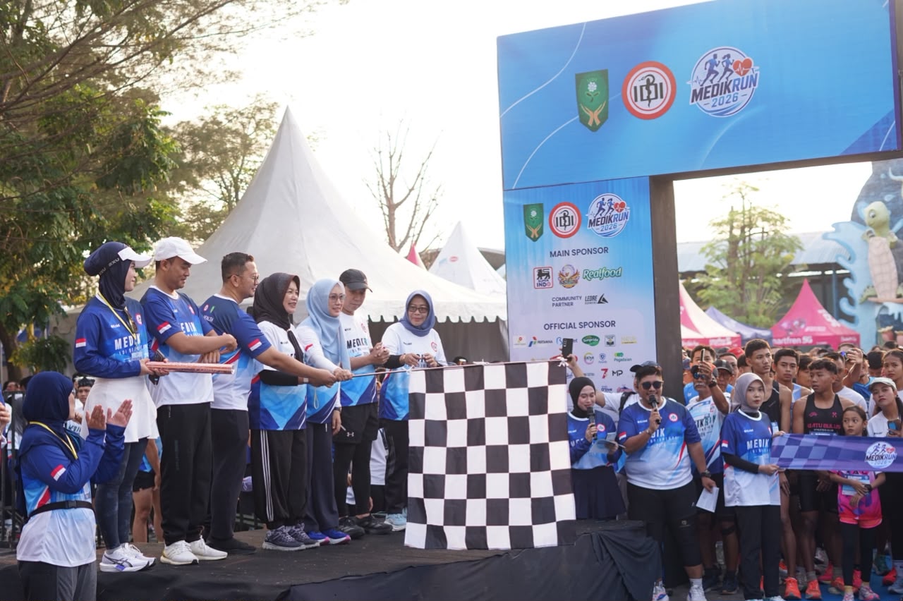 Ribuan Warga Semangat Ikuti Medikrun Bojonegoro 2026
